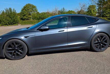 Tesla Model S 35.200 km 68.500 € Beimerstetten 89179