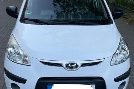 Hyundai i10 184.000 km 1.899 &euro; Berlin 12353