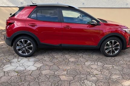 Kia Stonic 98.595 km 10.500 &euro; Potsdam 14480