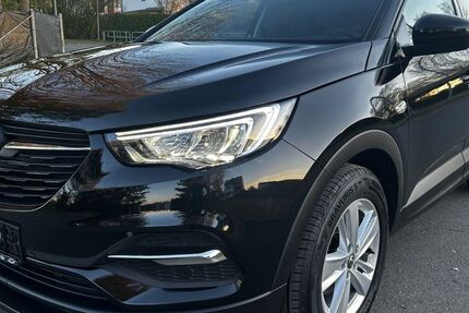Opel Grandland (X) 131.280 km 11.947 &euro; Oberkotzau 95145