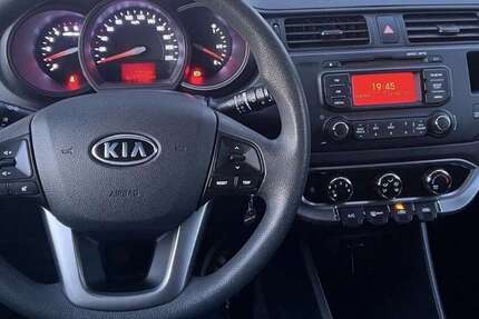 Kia Rio 113.400 km 3.950 &euro; Lünen, Stadt 44536