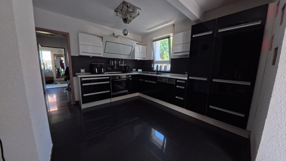 Einfamilienhaus Aalen Attenhofen - 6.5 Zimmer, 130 m&sup2;, 499.000&euro; | Angebot:27126038