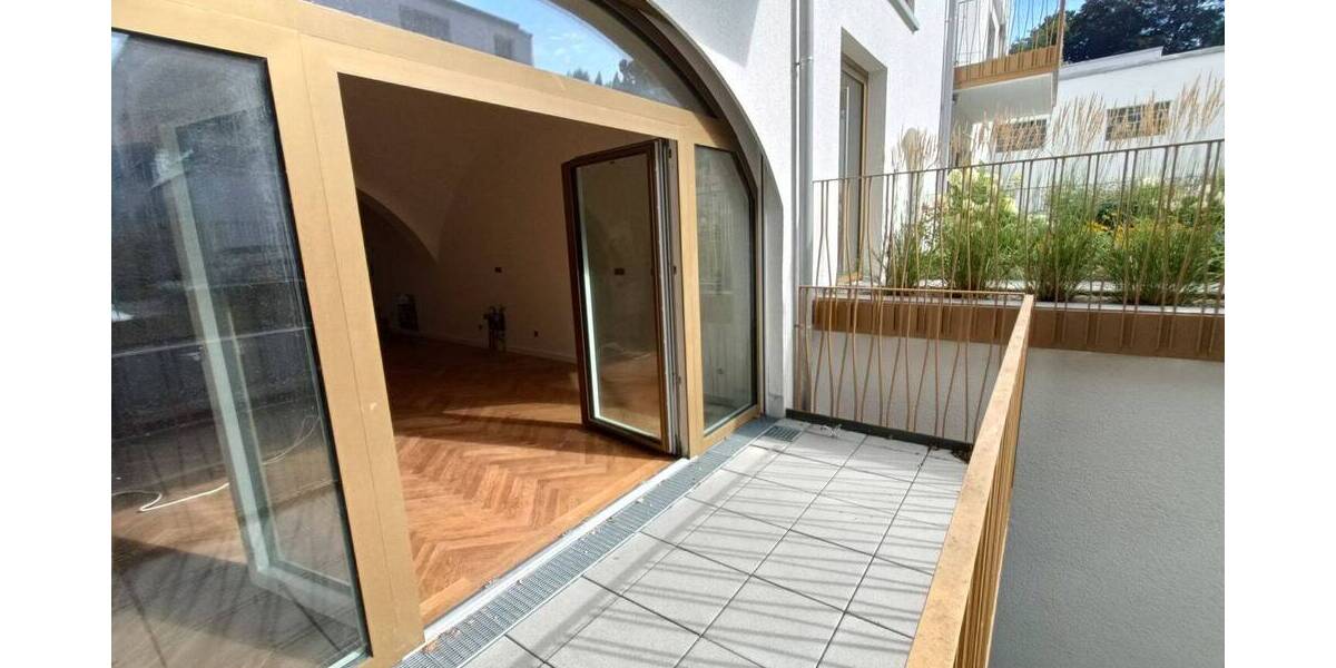 Wohnkultur der Extraklasse - Großzügige 2-Zimmer-Eigentumswohnung im Herzen von Freising 2 zimmer