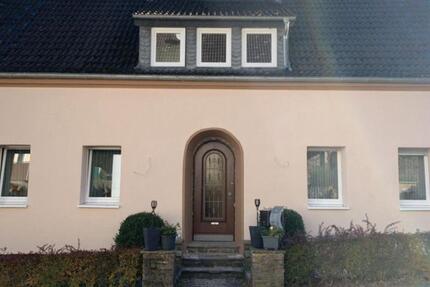 Haus Jünkerath - 11 Zimmer, 220 m&sup2;, 429.000&euro; | Angebot:26338348
