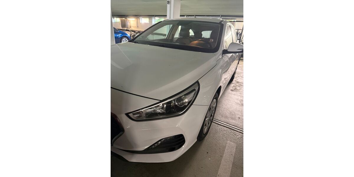 Hyundai i30 119.092 km 12.600 &euro; München 81379