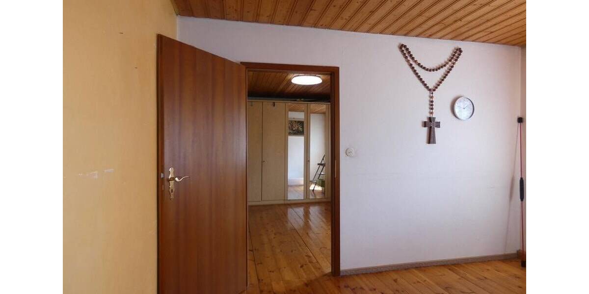 Reihenendhaus Weiden Rehbühl - 5 Zimmer, 100 m&sup2;, 229.000&euro; | Angebot:26733273