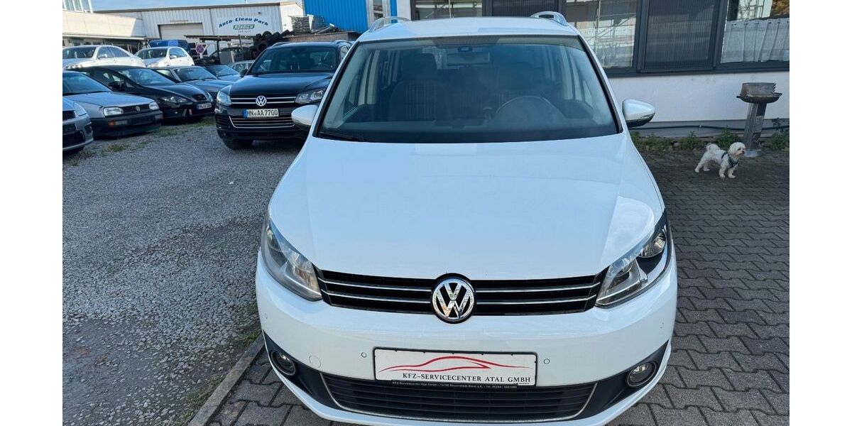 VW Touran 136.000 km 12.775 &euro; Neuenstadt-Stein a.K. 74196