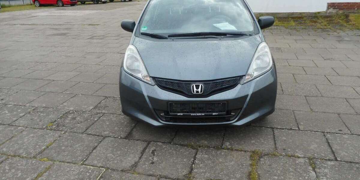 Honda Jazz 71.300 km 5.280 &euro; Bardowick 21357