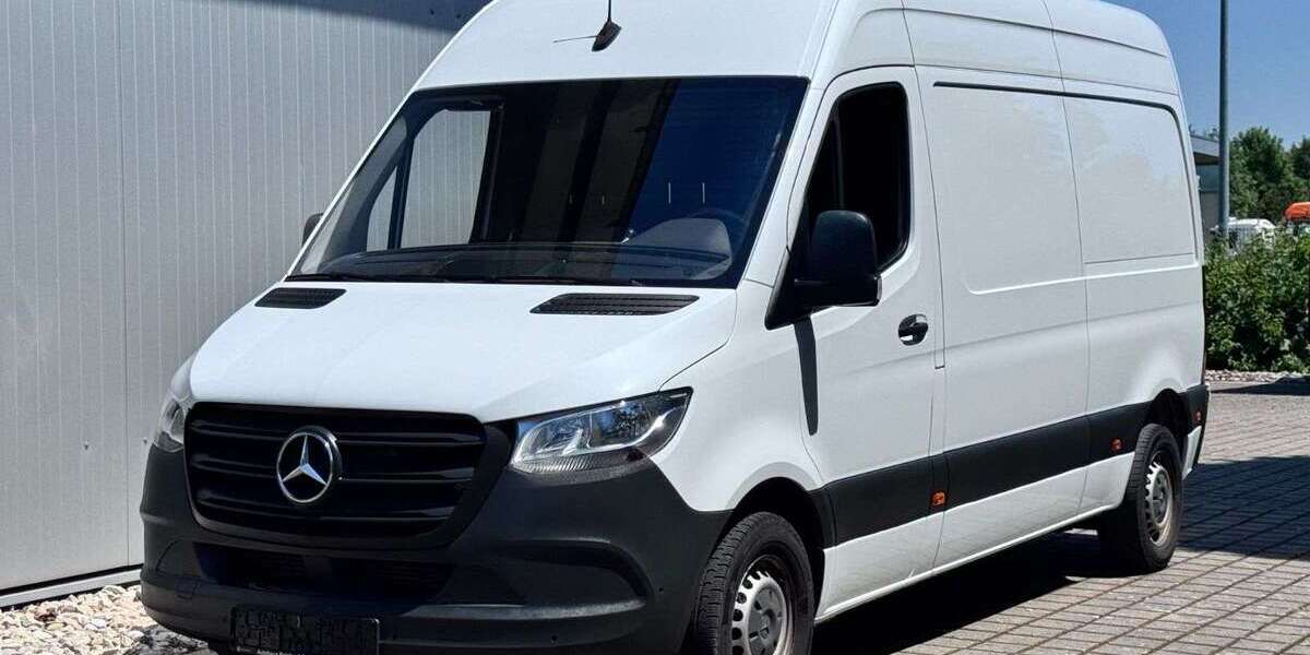 Mercedes-Benz Sprinter 93.000 km 23.900 &euro; Ulm 89081
