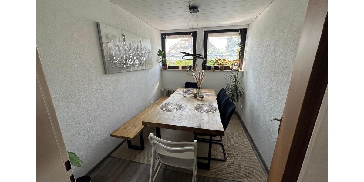 Dachgeschoßwohnung Villingen-Schwenningen Schwenningen - 4 Zimmer, 72 m&sup2;, 185.000&euro; | Angebot:26373546