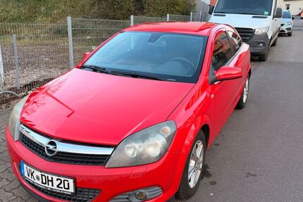 Opel Astra 211.000 km 2.450 &euro; Völklingen 66333