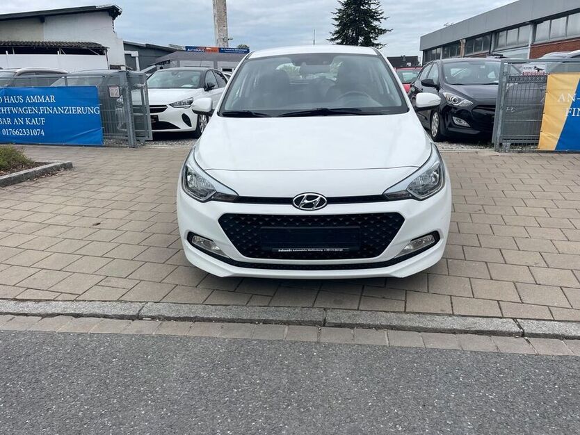 i20