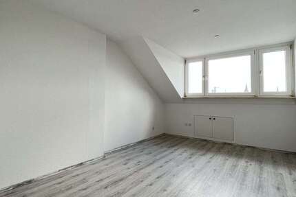 Wohnung zum Kaufen in Düsseldorf 129.000 € 27.3 m² 1 zimmer