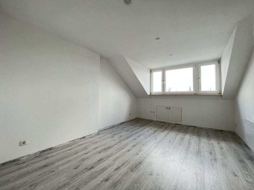 Wohnung zum Kaufen in Düsseldorf 129.000 € 27.3 m² 1 zimmer