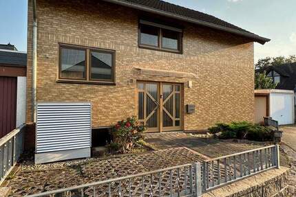 Haus Neuwied - 4 Zimmer, 140 m&sup2;, 1.200&euro; | Angebot:24855814