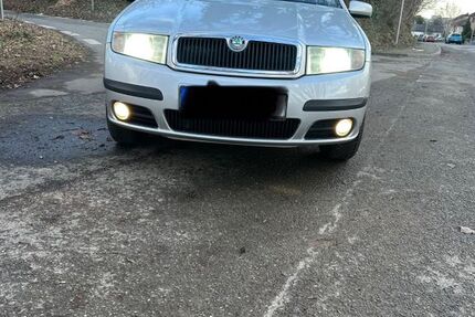 Skoda Fabia 193.000 km 1.900 &euro; Eschweiler 52249