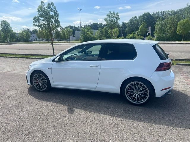 VW Golf 127.500 km 17.750 &euro; Ingolstadt 85051