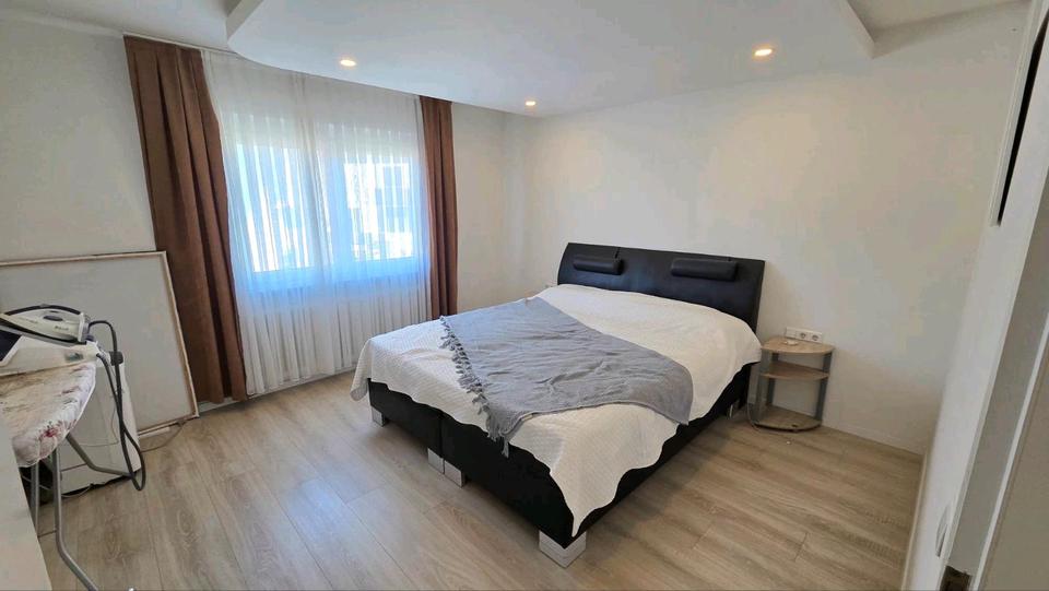 Einfamilienhaus Reutlingen Reutlingen-Betzingen - 6.5 Zimmer, 136 m&sup2;, 438.000&euro; | Angebot:26671644