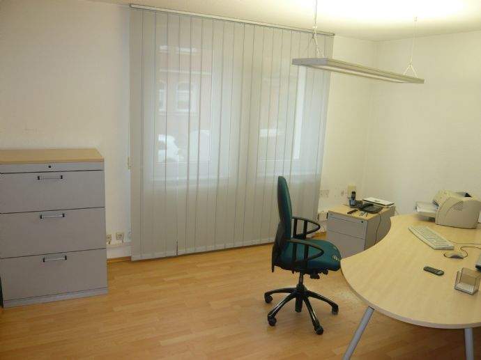 Gewerbeobjekt Schweinfurt Innenstadt - 2 Zimmer, 80 m&sup2;, 770&euro; | Angebot:26744875