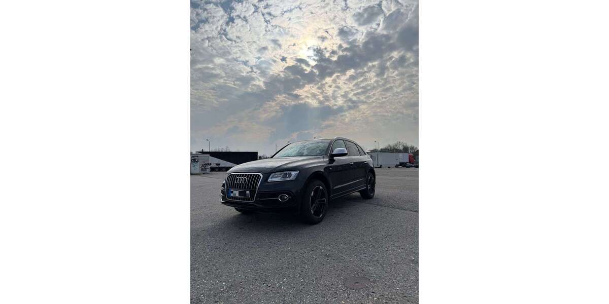 Audi Q5 180.000 km 16.950 &euro; Kämpfelbach 75236