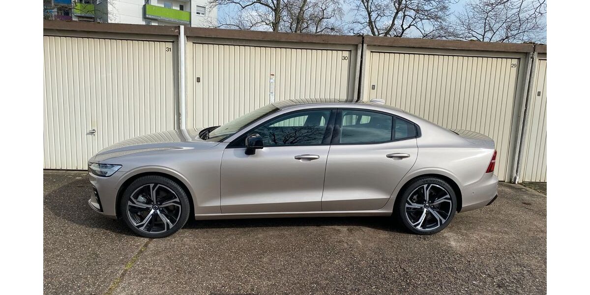 Volvo S60 20.500 km 42.900 &euro; Mannheim 68305