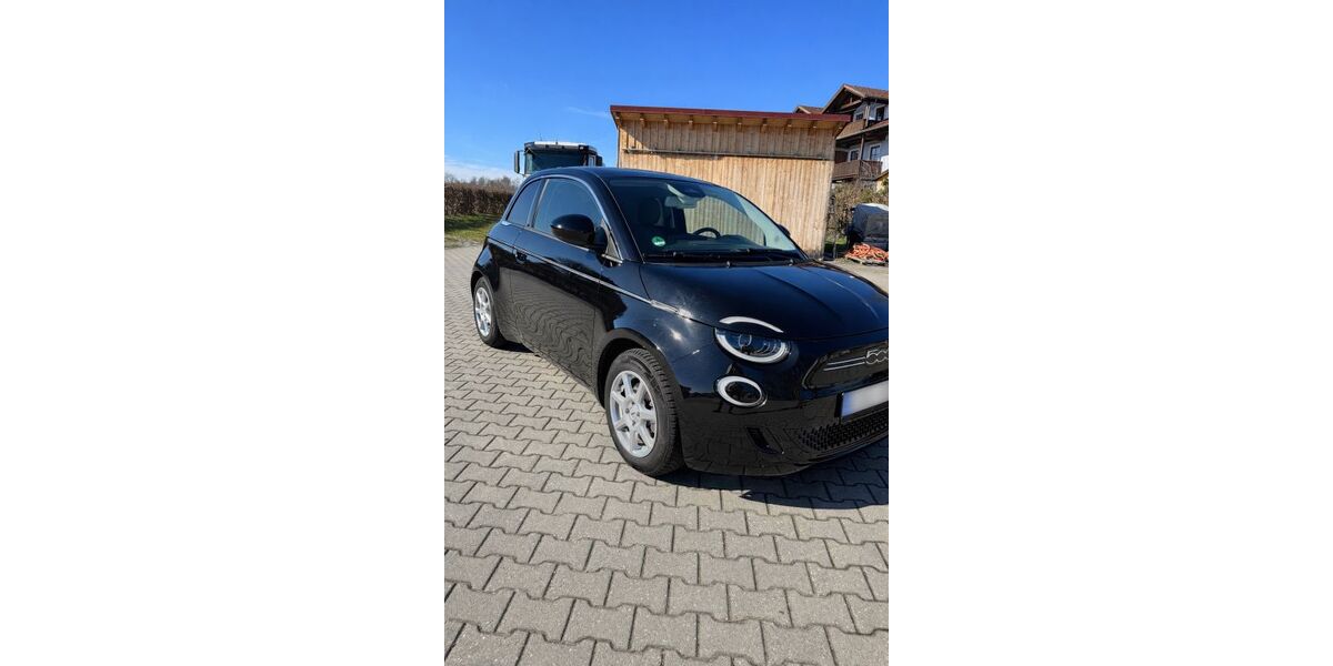 Fiat 500e 34.100 km 17.500 &euro; Cham 93413