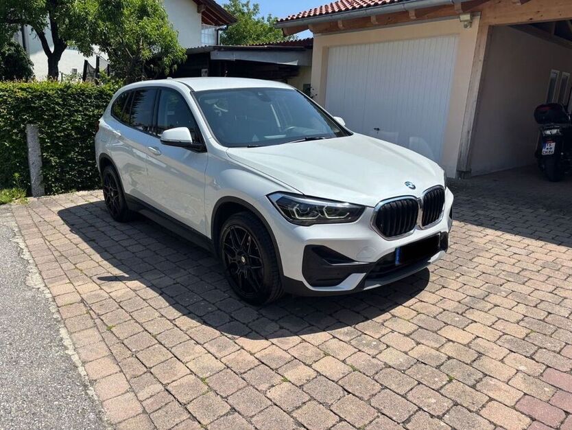 X1