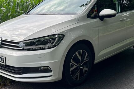 VW Touran 87.000 km 27.440 &euro; Bielefeld 33689