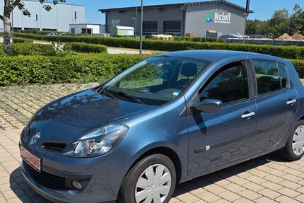 Renault Clio 101.000 km 2.350 &euro; Leutkirch 88299