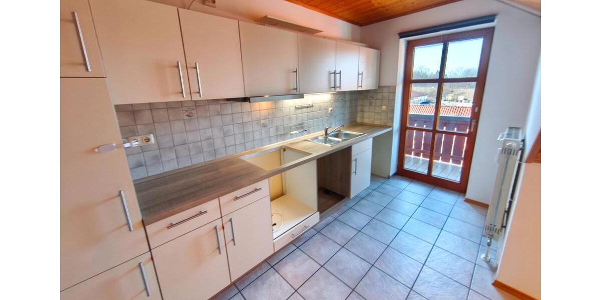 Dachgeschoßwohnung Bad Griesbach im Rottal - 3 Zimmer, 67 m&sup2;, 620&euro; | Angebot:26411399