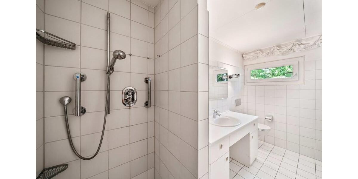 Einfamilienhaus Freiburg im Breisgau Herdern - 5 Zimmer, 182 m&sup2;, 2.184&euro; | Angebot:25379081