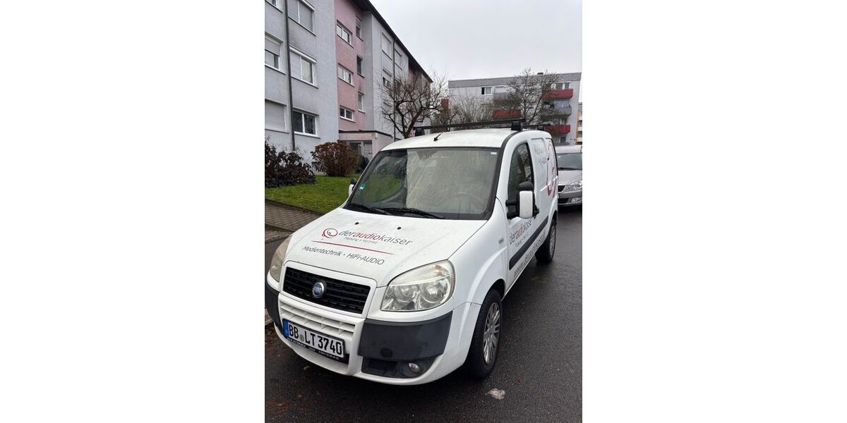 Fiat Doblo 105.000 km 3.700 &euro; Sindelfingen 71065