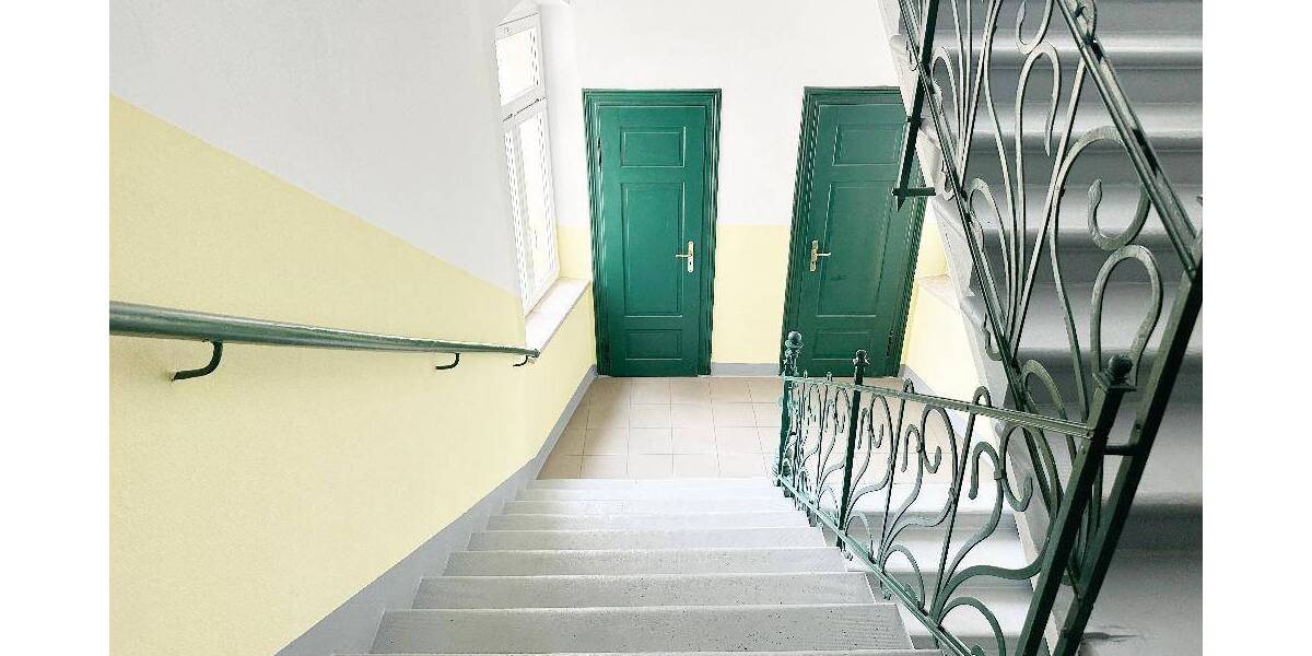 Etagenwohnung Riesa Altriesa - 2 Zimmer, 73 m&sup2;, 395&euro; | Angebot:25985365