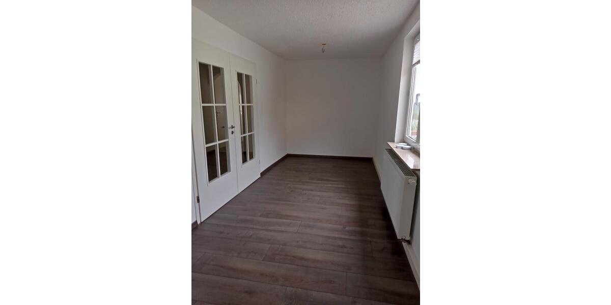 Etagenwohnung Ilmenau - 3 Zimmer, 80 m&sup2;, 900&euro; | Angebot:26629555