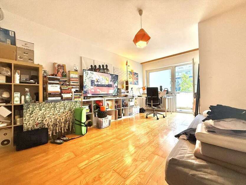 Wohnung zum Kaufen in München 230.000 € 29.49 m²