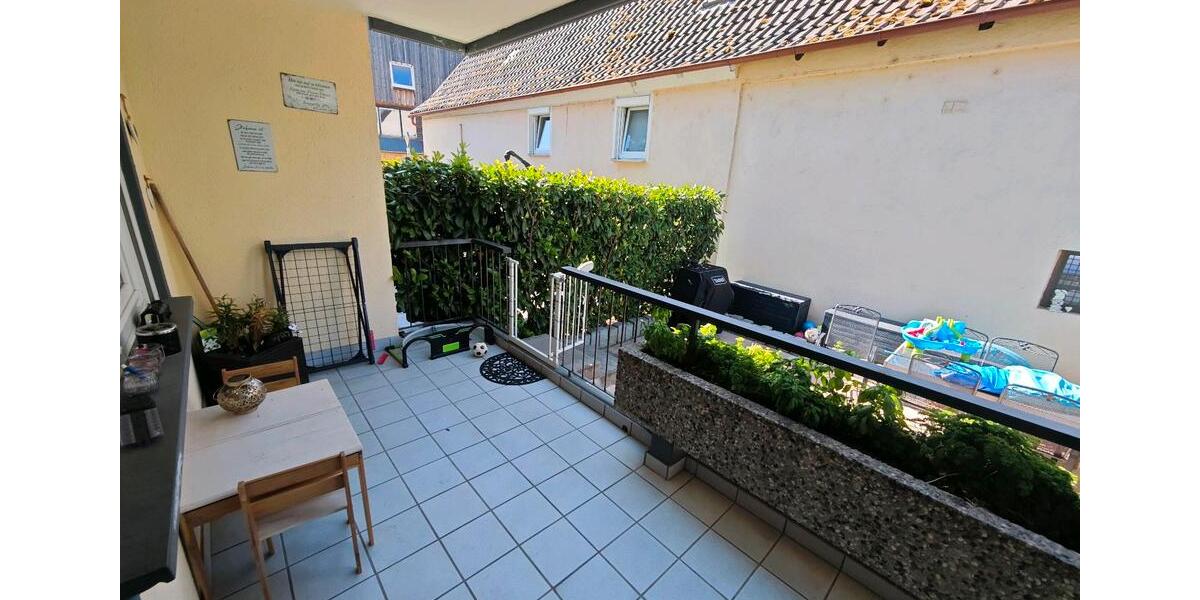 Erdgeschoßwohnung Friesenheim - 4 Zimmer, 99 m&sup2;, 330.000&euro; | Angebot:27096392