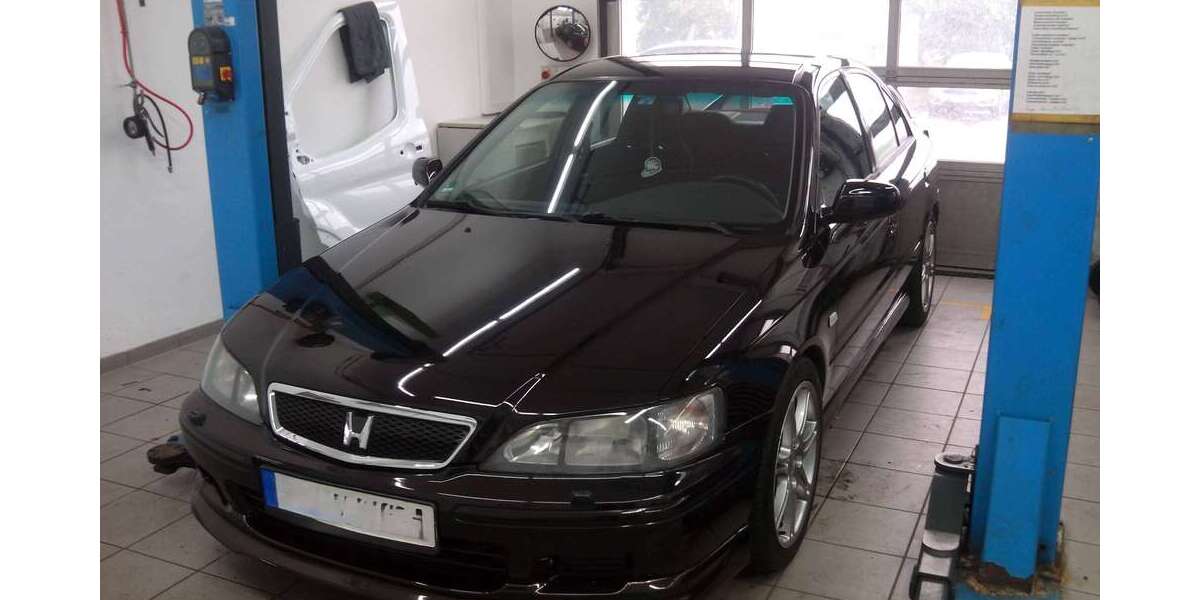 Honda Accord 259.036 km 9.999 &euro; Scherstetten 86872