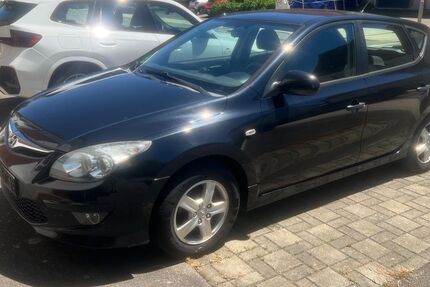 Hyundai i30 247.500 km 1.879 &euro; Neuhausen ob Eck 78579