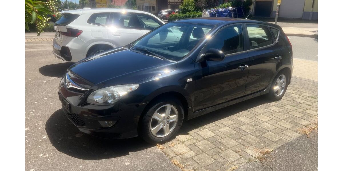 Hyundai i30 247.500 km 1.879 &euro; Neuhausen ob Eck 78579