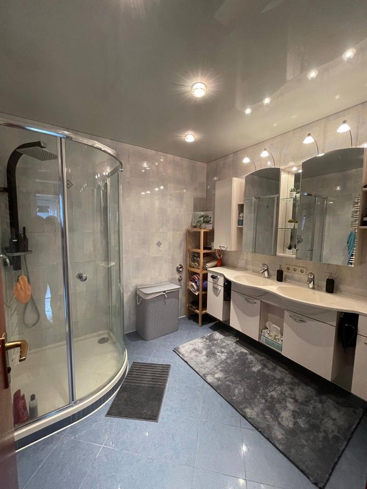 3- Zimmer Wohnung im Blumenviertel in Dagersheim zimmer