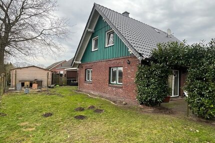 Einfamilienhaus und Einfamilienhaus mit EinliegerWohnung in Sackgassenlage!