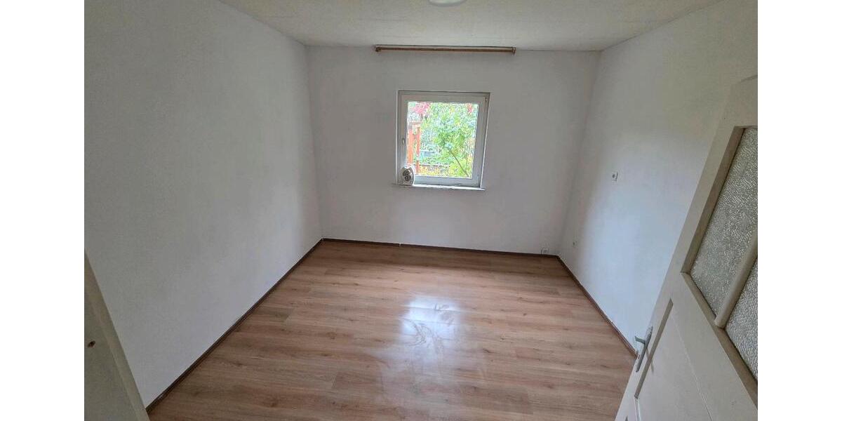 Reihenhaus Teuschnitz - 6 Zimmer, 145 m&sup2;, 920&euro; | Angebot:26113060