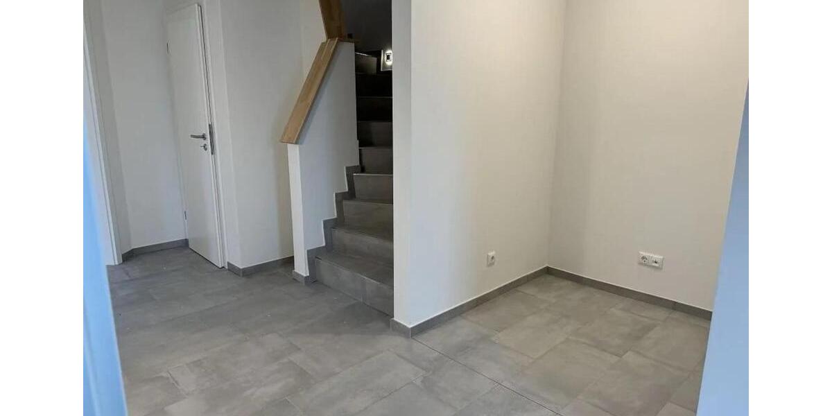Doppelhaushälfte Horneburg - 5 Zimmer, 109 m&sup2;, 1.750&euro; | Angebot:25866625