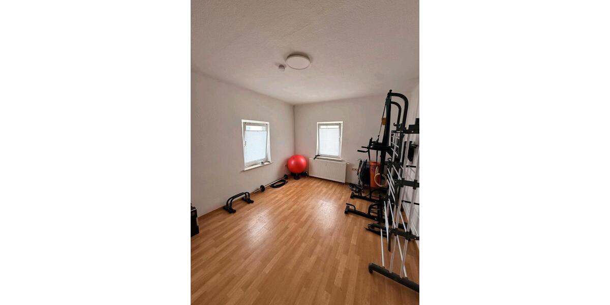 Etagenwohnung Heringen (Werra) - 4 Zimmer, 100 m&sup2;, 650&euro; | Angebot:25232255