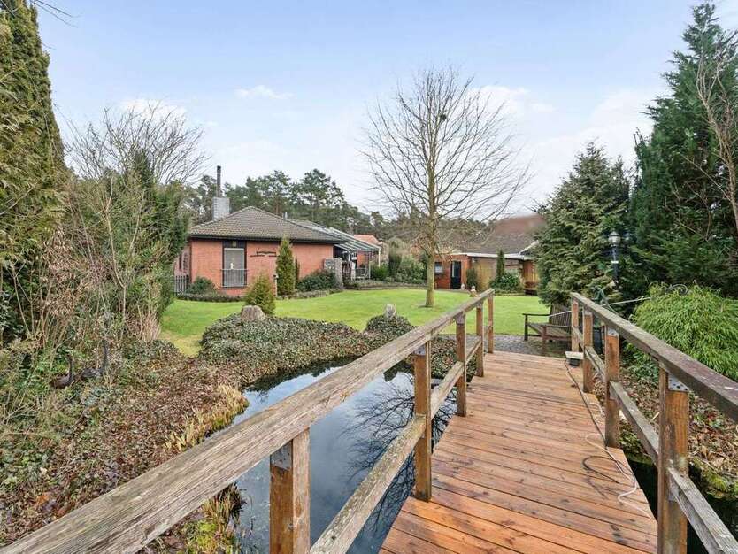 Haus zum Kaufen in Bad Bodenteich 360.000 € 145 m²