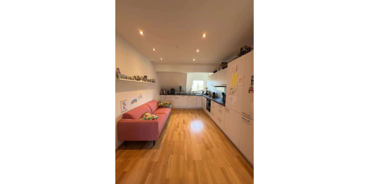 Etagenwohnung Berlin Mariendorf - 4 Zimmer, 127 m&sup2;, 1.982&euro; | Angebot:26907686