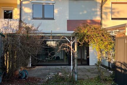 Haus Nürnberg Gleißhammer - 4 Zimmer, 104 m&sup2;, 2.100&euro; | Angebot:25300779