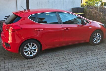Kia ceed / Ceed 82.000 km 6.999 &euro; Igensdorf 91338