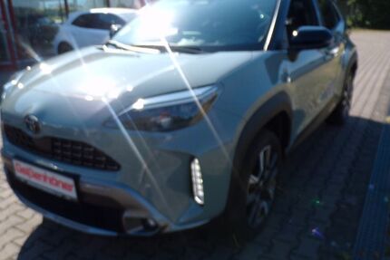 Toyota Yaris Cross 11.919 km 29.990 &euro; Suhl 98529