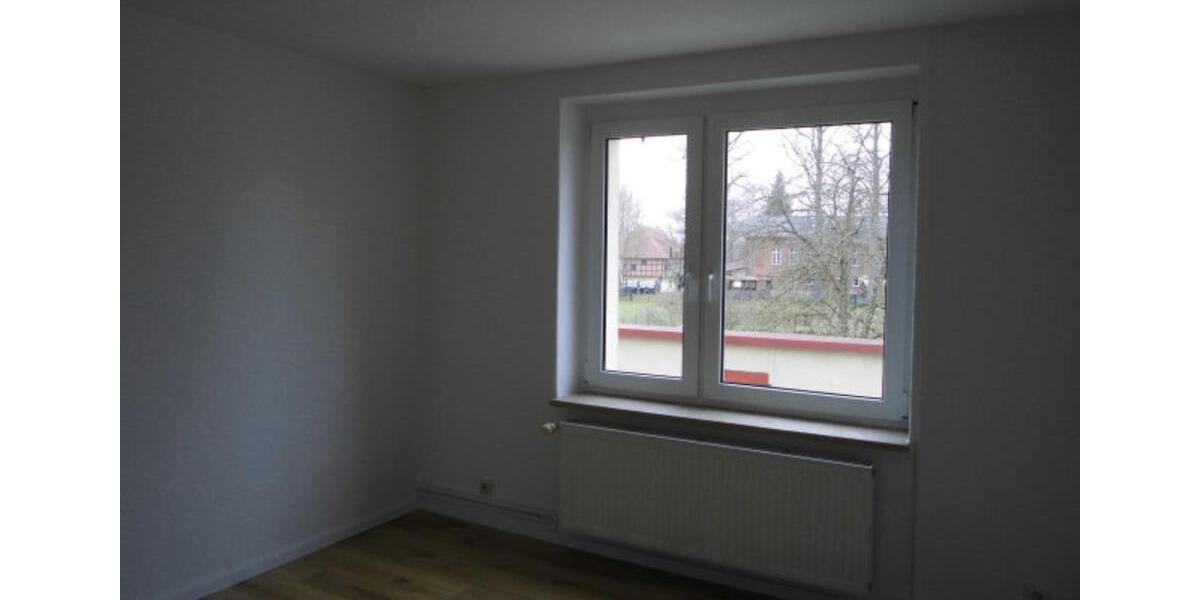 Etagenwohnung Neu Kaliß - 3 Zimmer, 87 m&sup2;, 391&euro; | Angebot:25438858